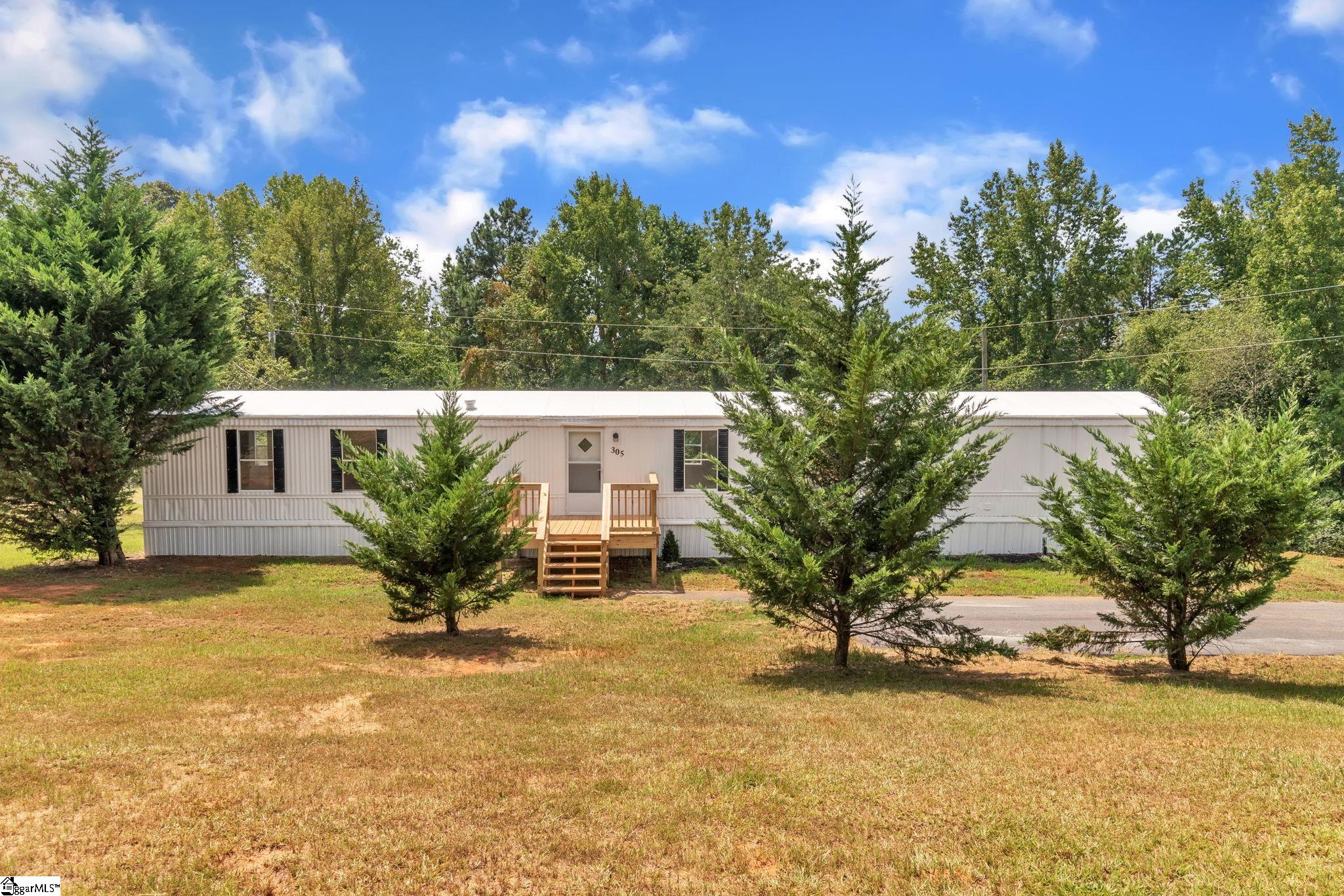 305 Griggs Road Six Mile, SC 29682 - Photo 1 of 25