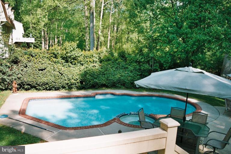1813 Chapel Hill Road Silver Spring, MD 20906 - Photo 19 of 20 Swimming Pool