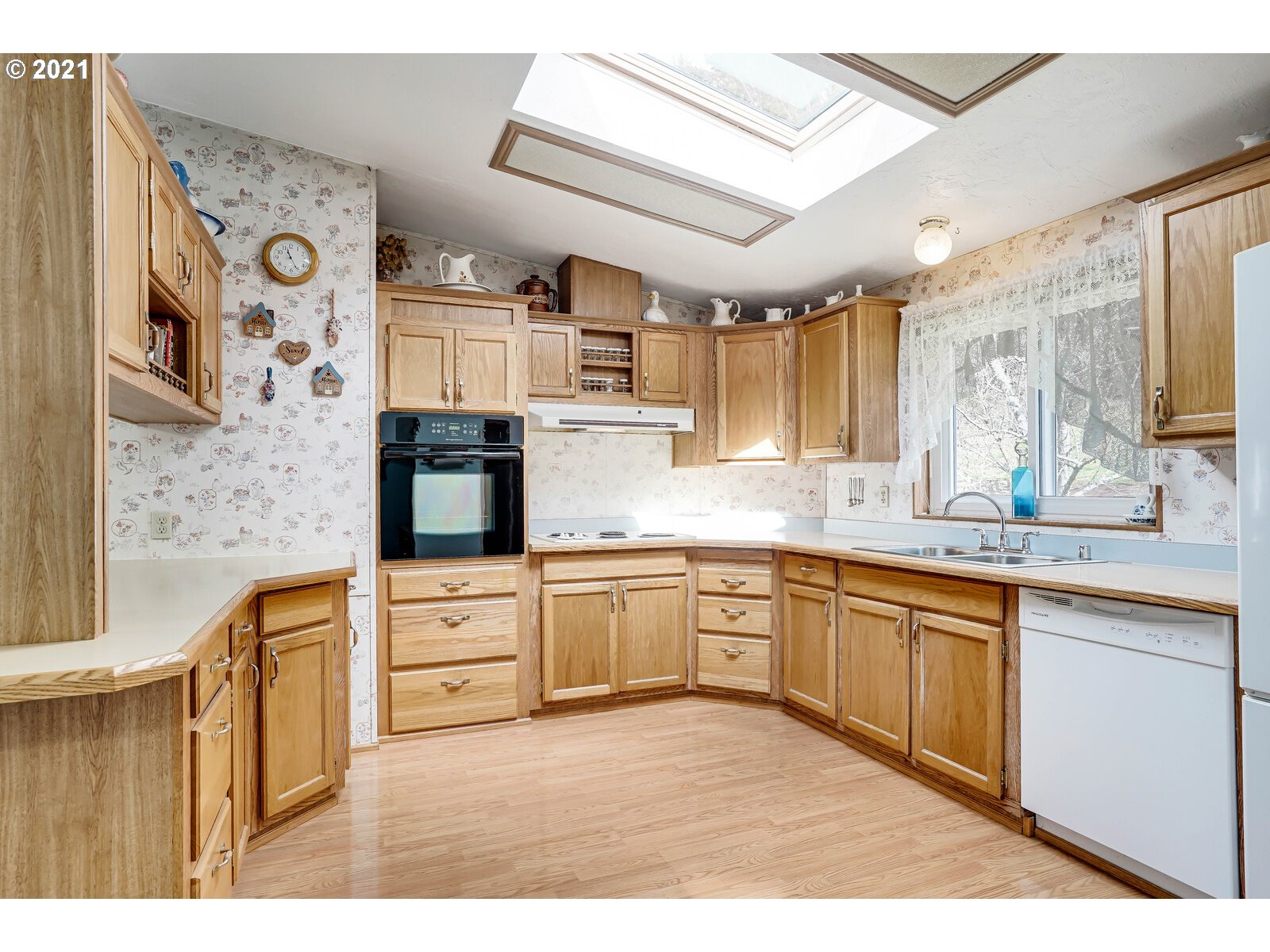 28524 Ridgeway Road Sweet Home, OR 97386 - Photo 17 of 32 Gallery Image 17