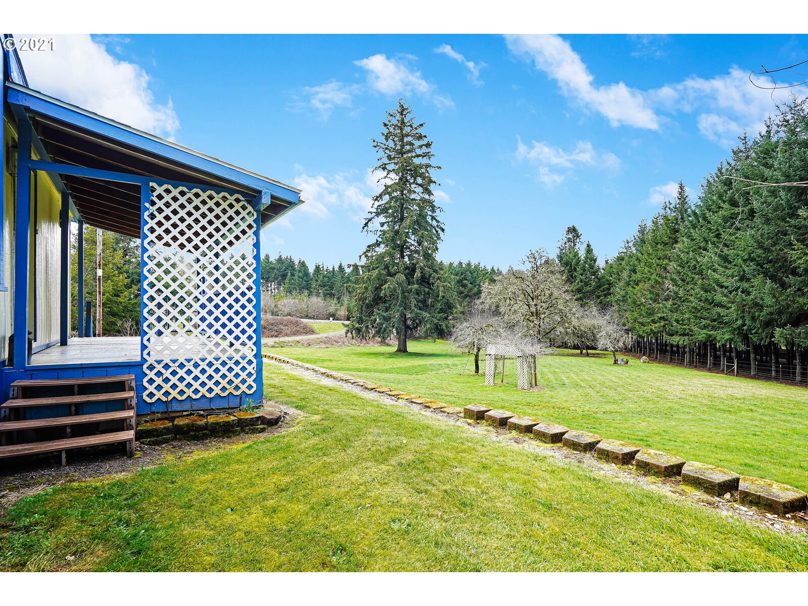 28524 Ridgeway Road Sweet Home, OR 97386 - Photo 8 of 32 Gallery Image 8