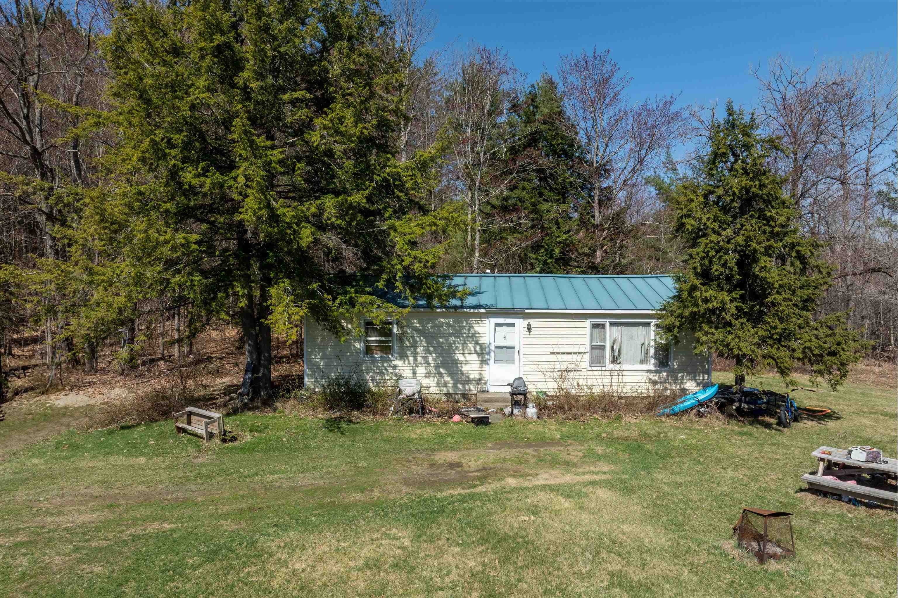 107-109 Baker Road Springfield, VT 05156 - Photo 46 of 60