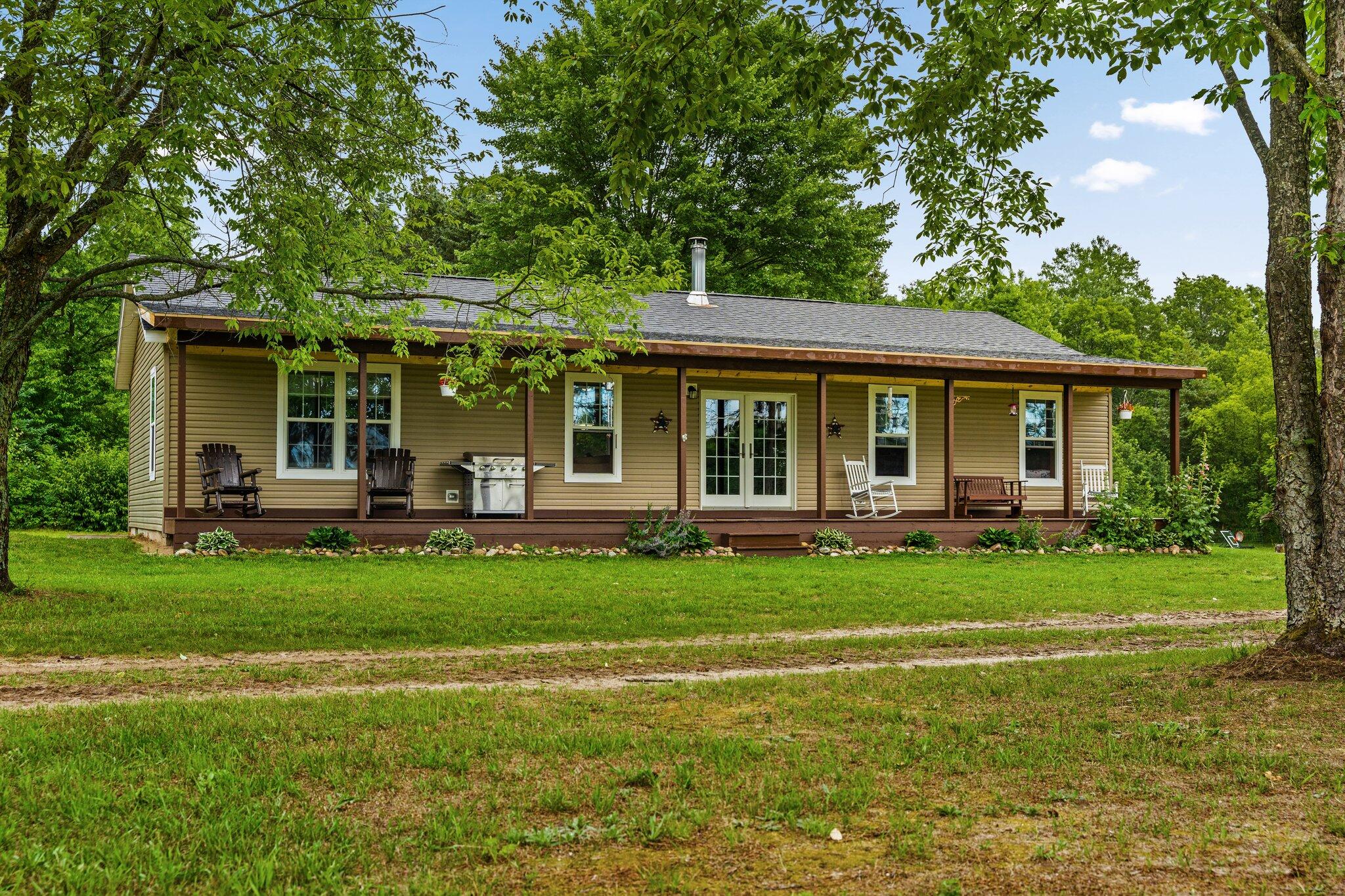 4561 North Blaisdell Road Merritt, MI 49667 - Photo 1 of 69 1