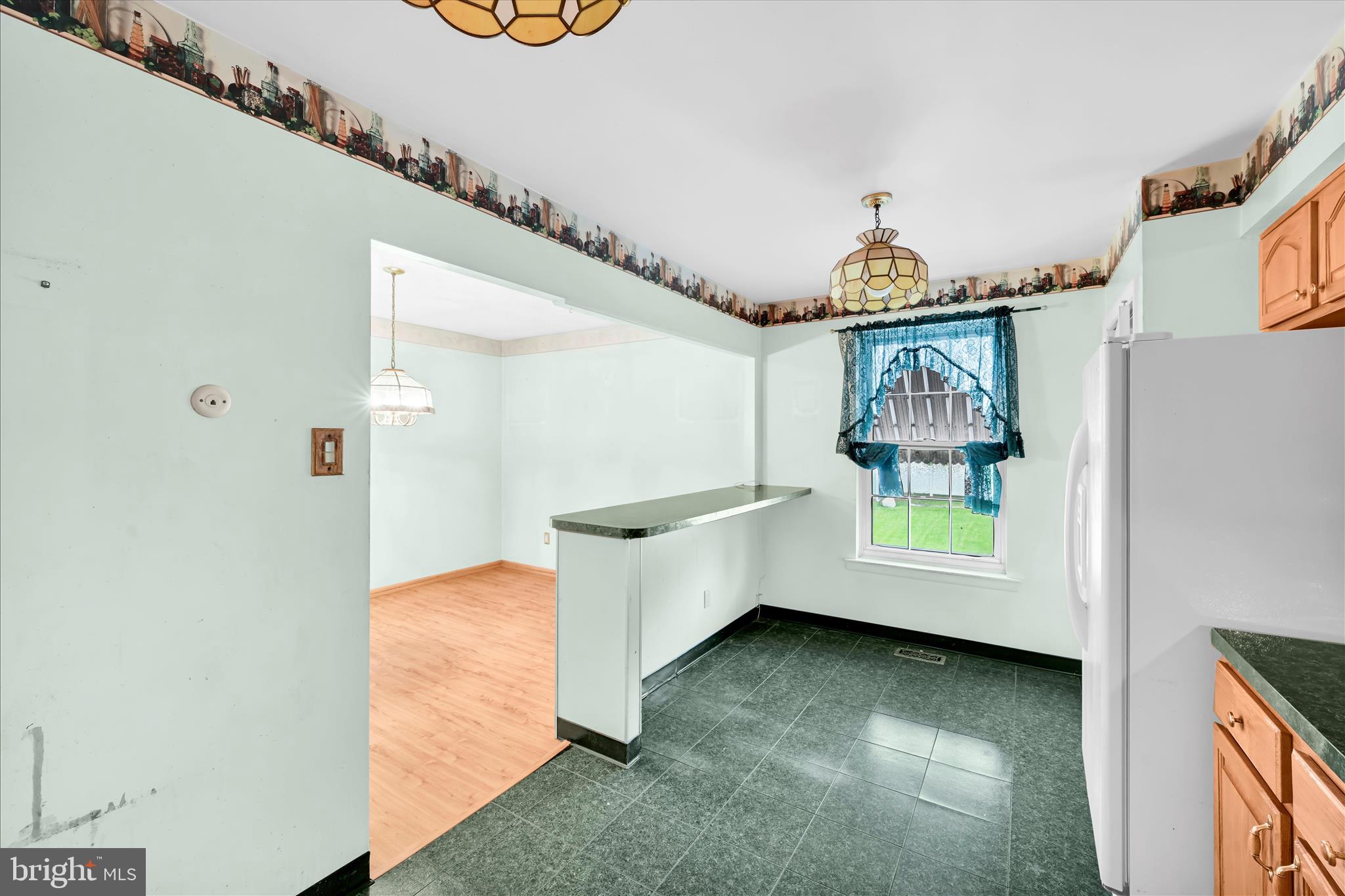 110 Greendale Road Philadelphia, PA 19154 - Photo 12 of 32 Kitchen
