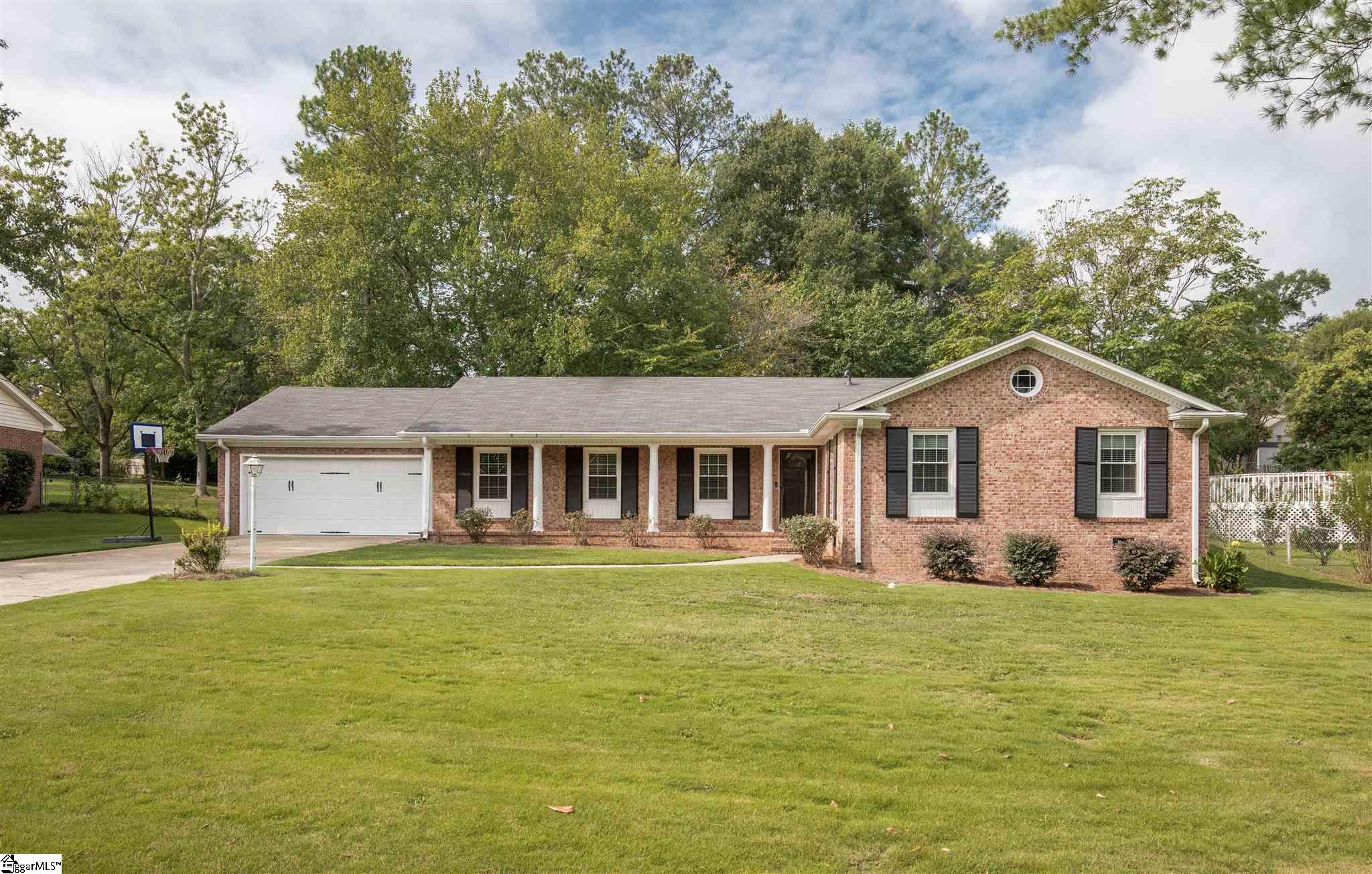 114 Andover Road Greenville, SC 29615 - Photo 1 of 26 Gallery Image 1