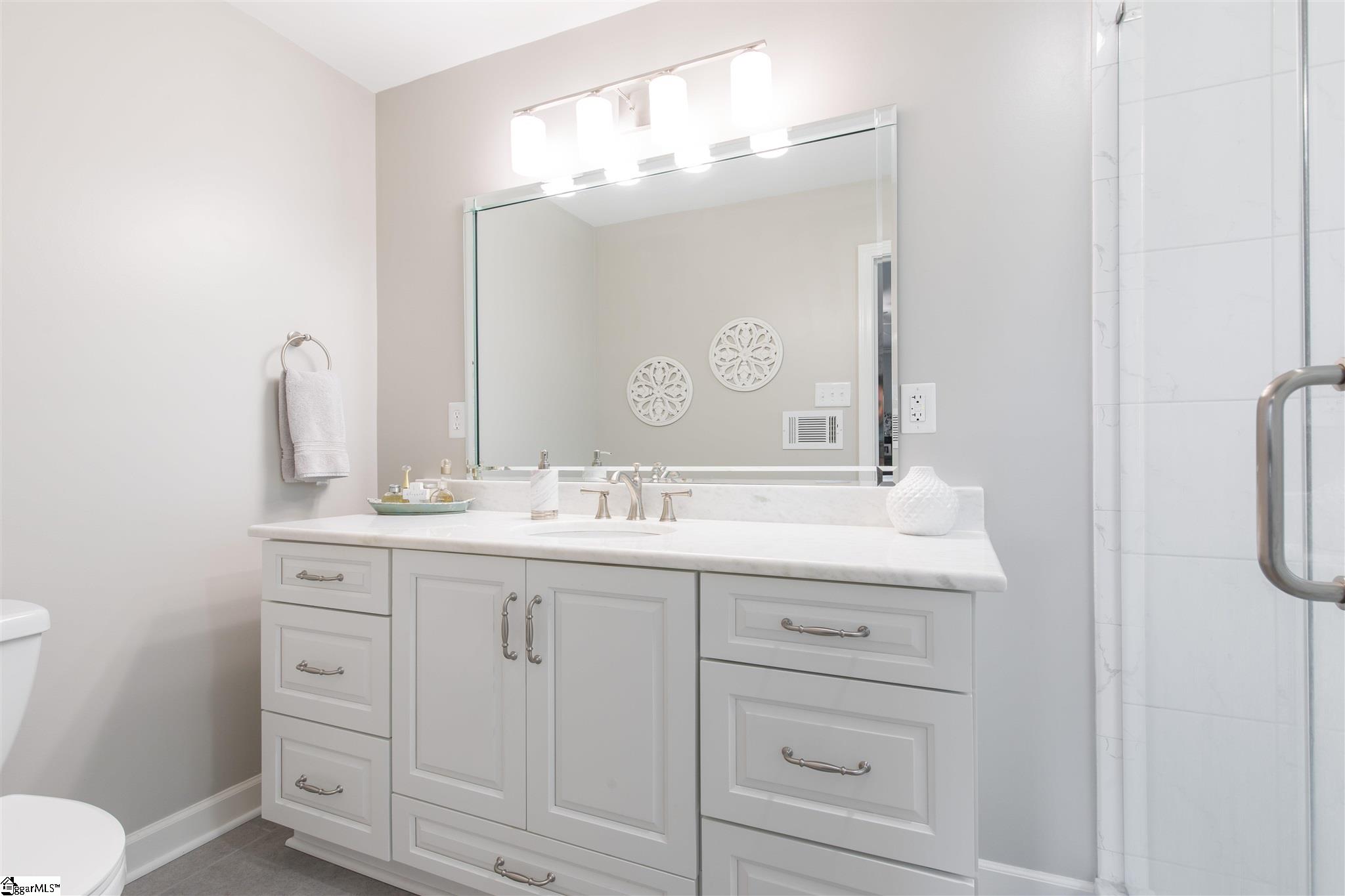 114 Andover Road Greenville, SC 29615 - Photo 13 of 26 Gallery Image 13