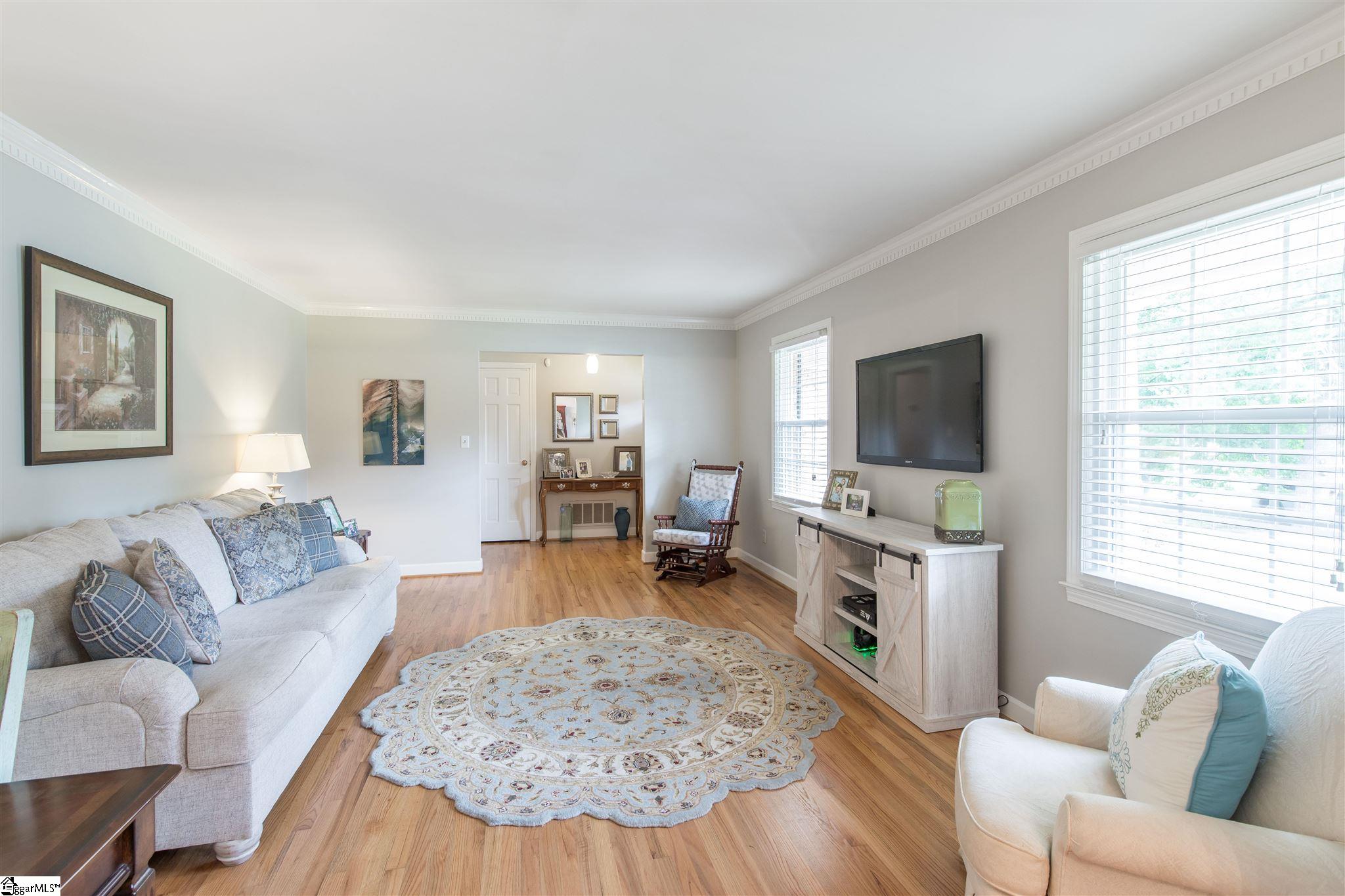 114 Andover Road Greenville, SC 29615 - Photo 3 of 26 Gallery Image 3