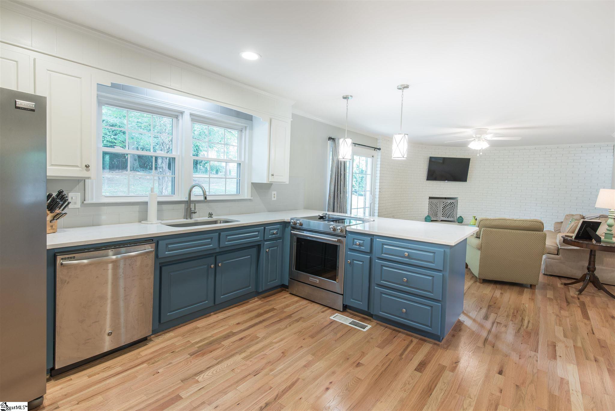 114 Andover Road Greenville, SC 29615 - Photo 6 of 26 Gallery Image 6