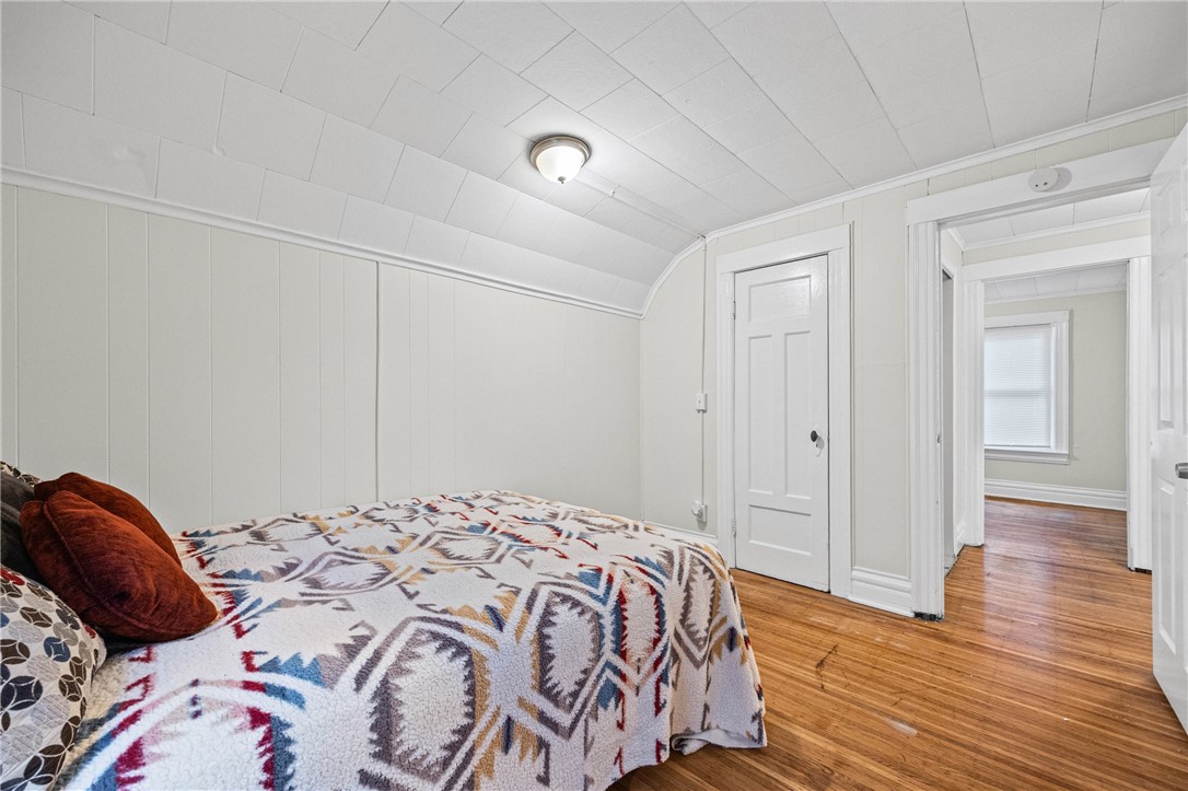 380 Sawyer Street Rochester, NY 14619 - Photo 23 of 36