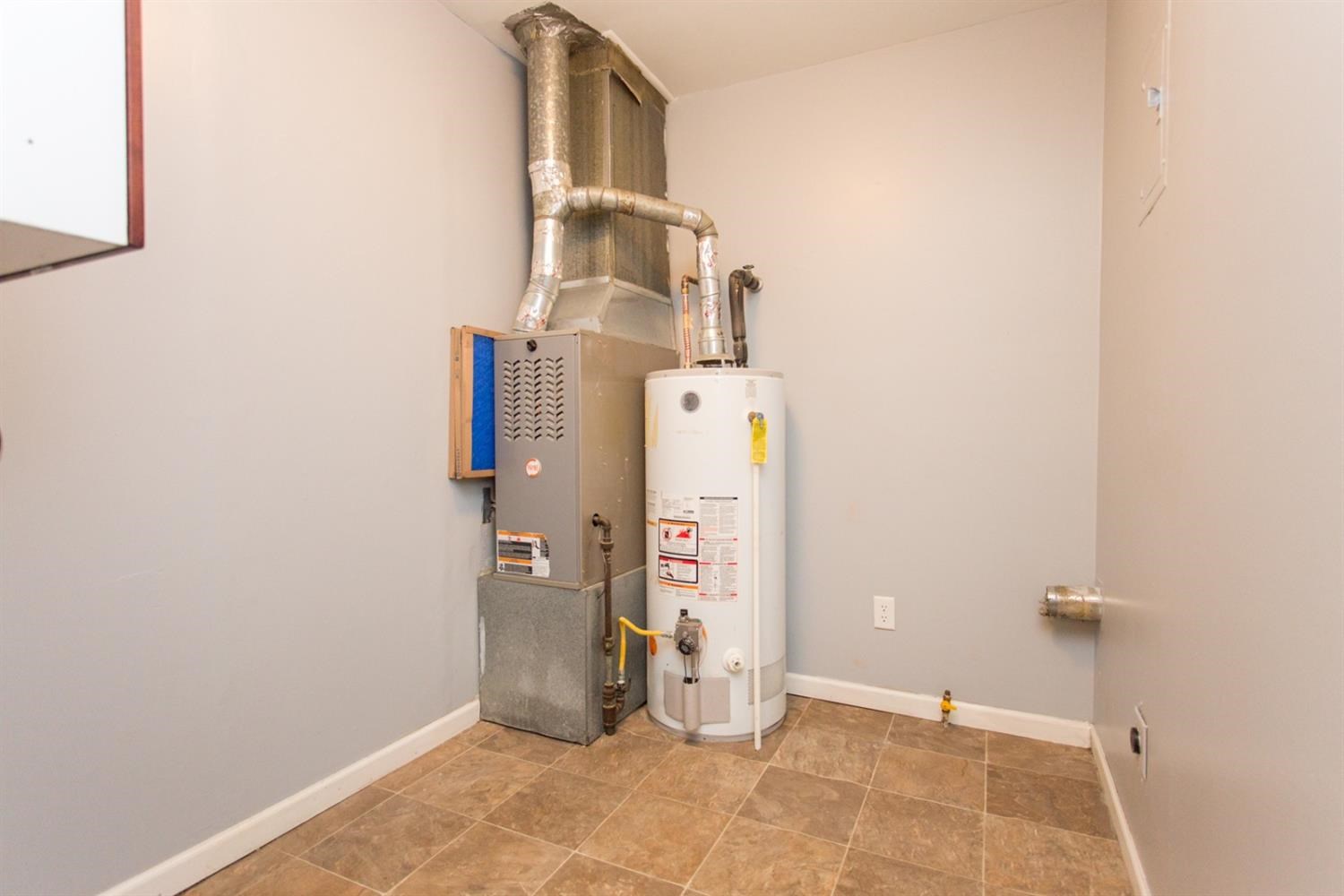 604 Exeter Road Kingsford Heights, IN 46346 - Photo 15 of 17 1500x1000