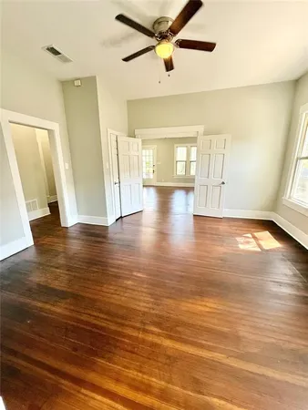 $1,995 | 1201 East Lamar Street, Sherman, TX 75090