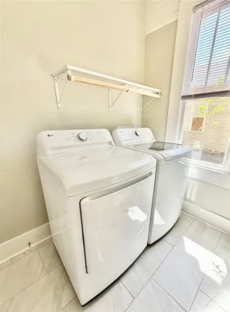 $1,995 | 1201 East Lamar Street, Sherman, TX 75090