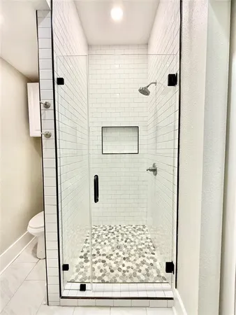 $1,995 | 1201 East Lamar Street, Sherman, TX 75090