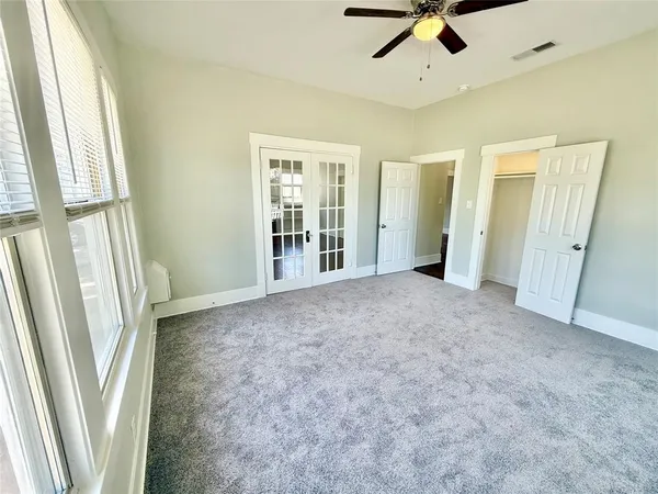 $1,995 | 1201 East Lamar Street, Sherman, TX 75090