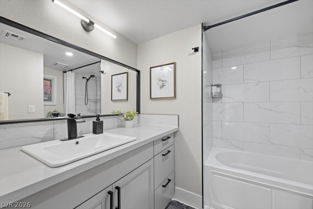 2677 Ruthe Duarte Avenue Las Vegas, NV 89121 - Photo 19 of 33