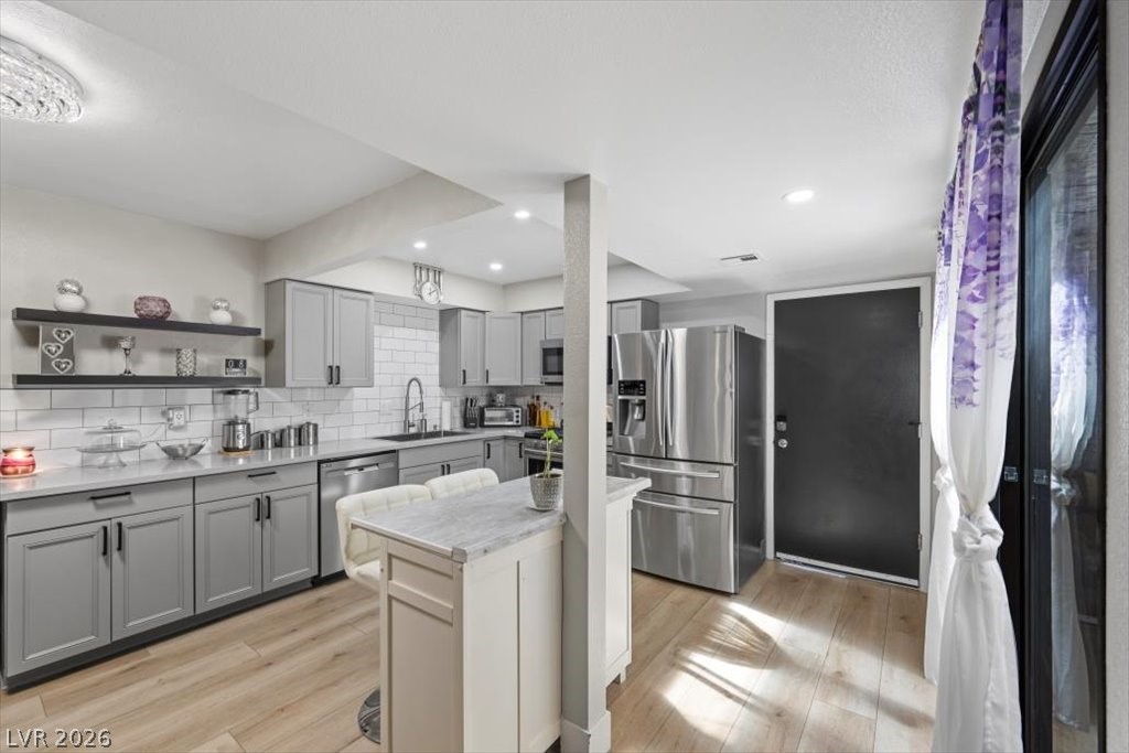 2677 Ruthe Duarte Avenue Las Vegas, NV 89121 - Photo 5 of 33