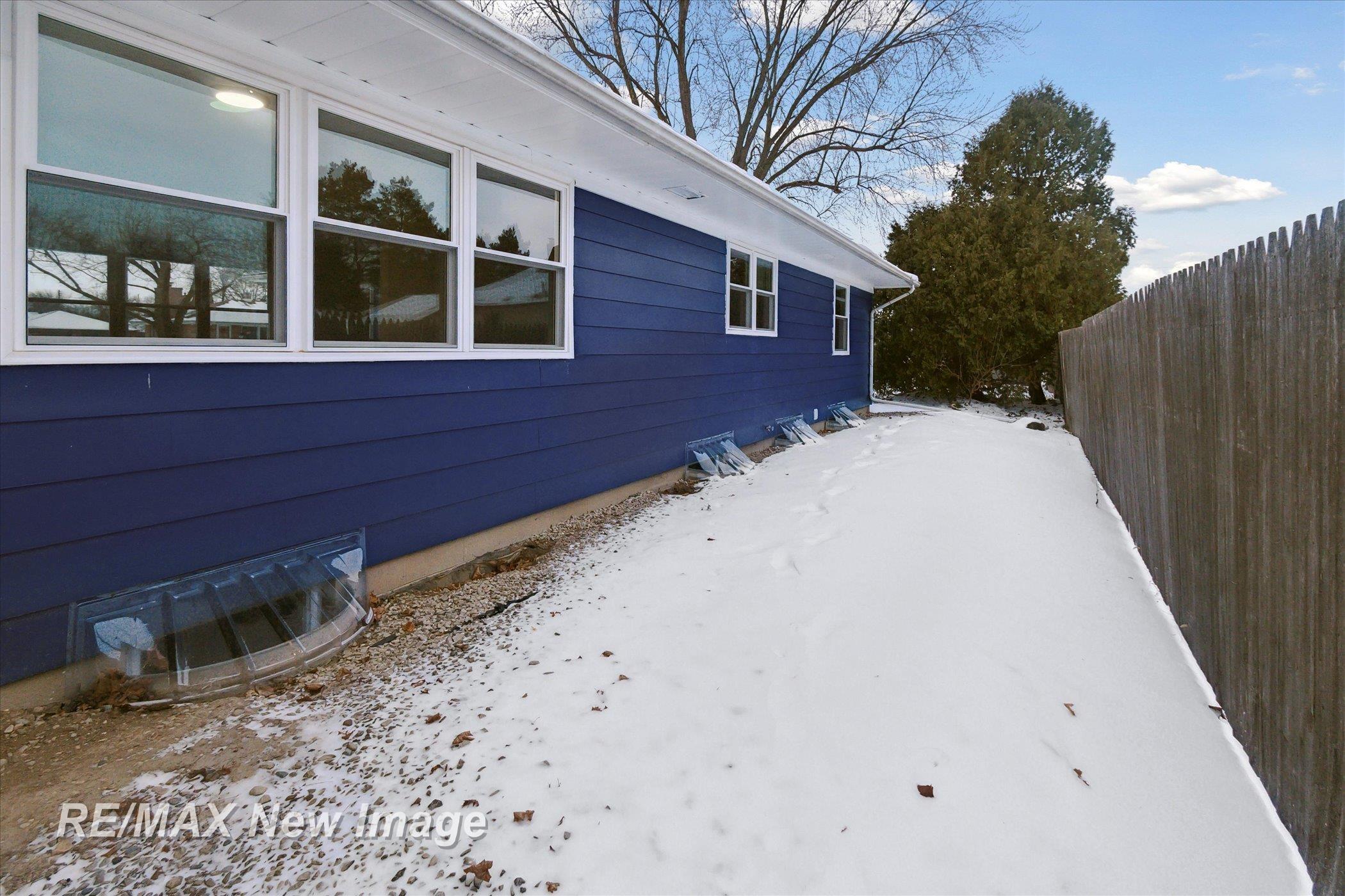580 Rustic Road Saginaw, MI 48604 - Photo 33 of 34 50165011-a477242d-8639-4a93-bb1b-a9ae29c71bdd.JPG