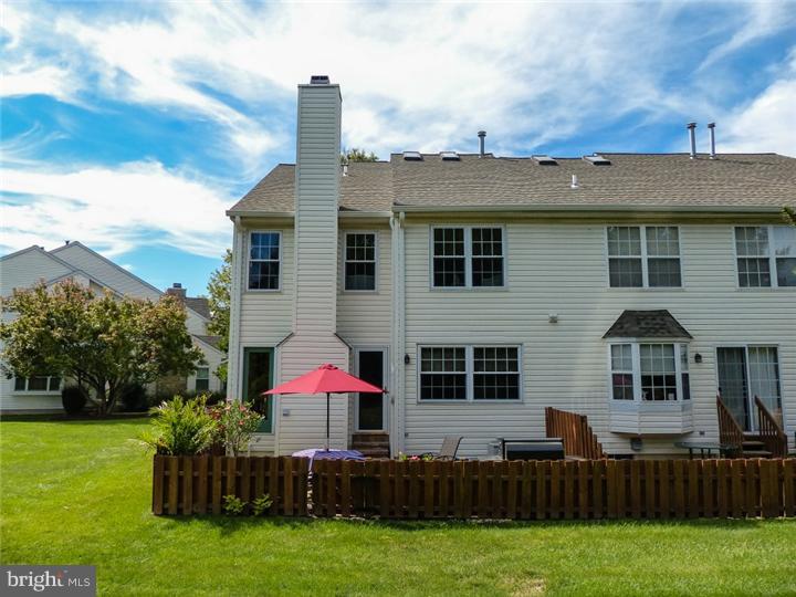 1607 Covington Road, Unit 4 Yardley, PA 19067 - Photo 20 of 25 Exterior Back
