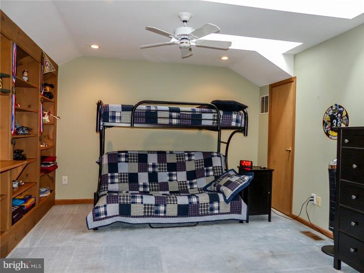1607 Covington Road, Unit 4 Yardley, PA 19067 - Photo 22 of 25 Loft