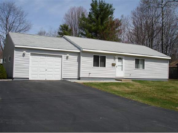 32 Nutter Street Rochester, NH 03867 - Photo 1 of 1
