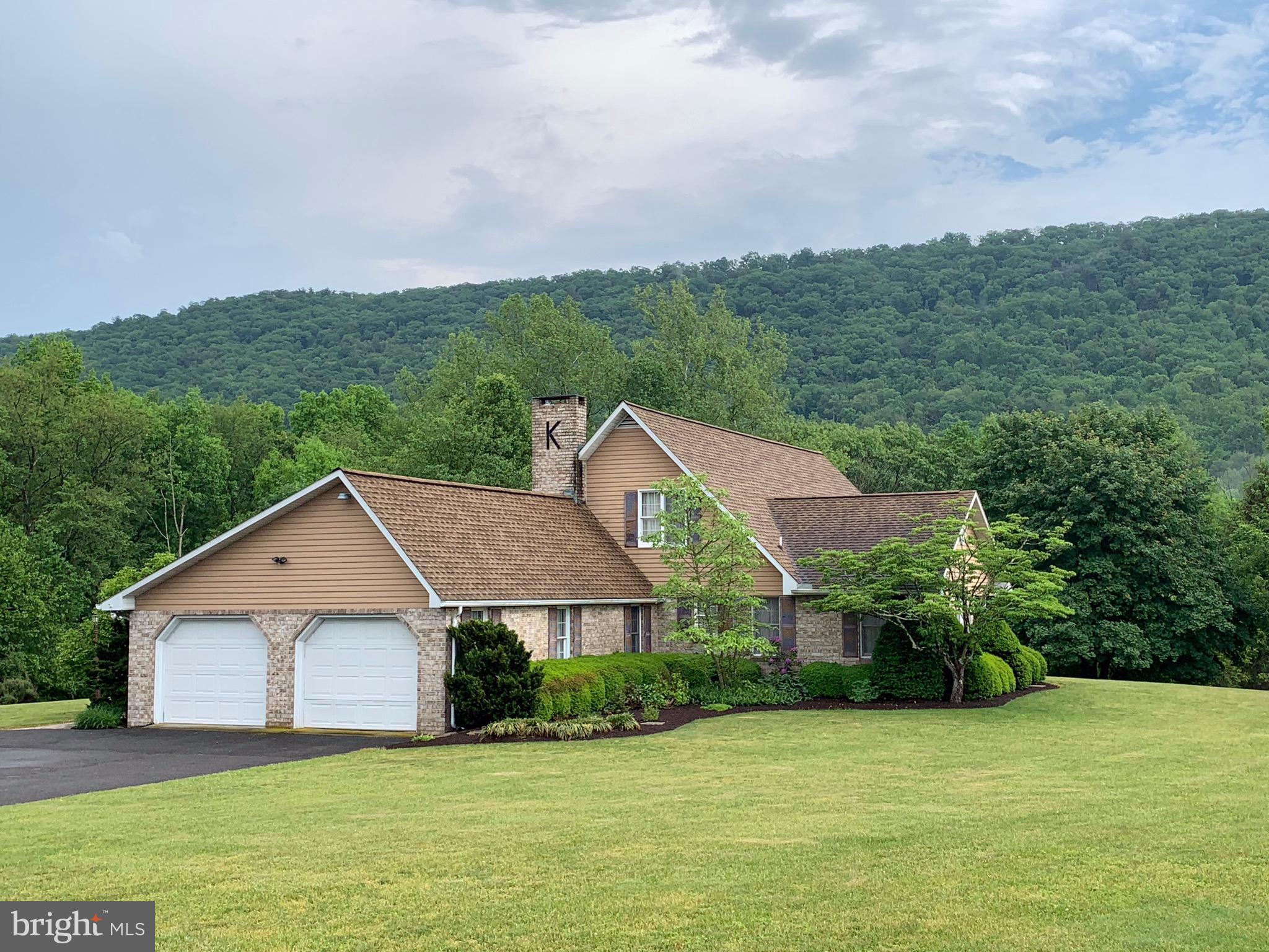 1643 Ridge Road Klingerstown, PA 17941 - Photo 4 of 73 Gallery Image 4