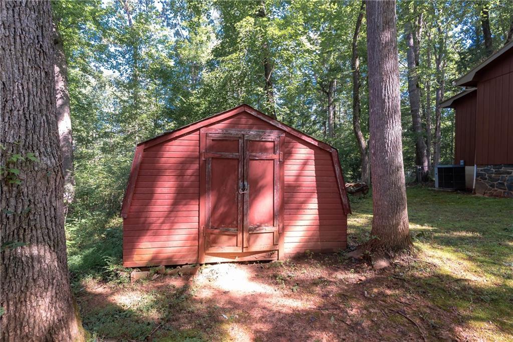 4570 Thad Miller Road Lenoir, NC 28645 - Photo 27 of 31 Gallery Image 27