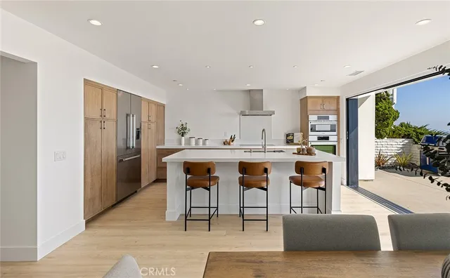 a bed room with furniture and a fireplace