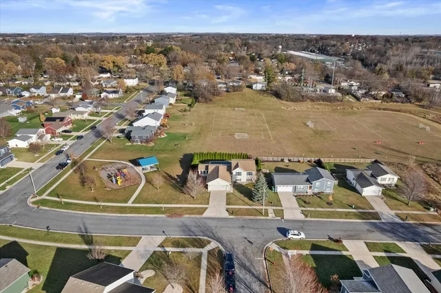 $460,000 | 502 Lorraine Drive, Edgerton, WI 53534