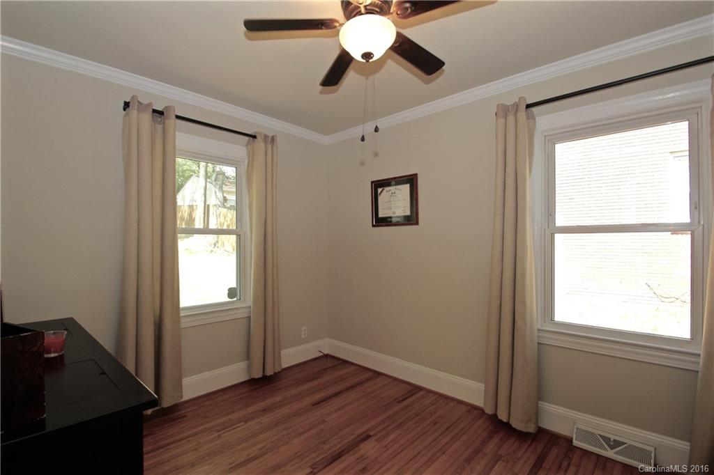 1326 Brook Road Charlotte, NC 28205 - Photo 8 of 9 Gallery Image 8