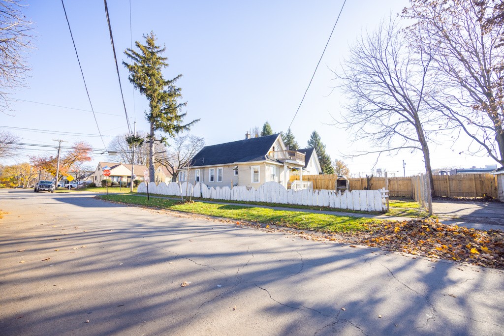 91 Independence Street Rochester, NY 14611 - Photo 28 of 44