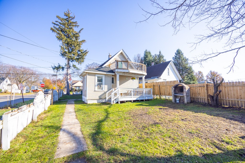 91 Independence Street Rochester, NY 14611 - Photo 36 of 44