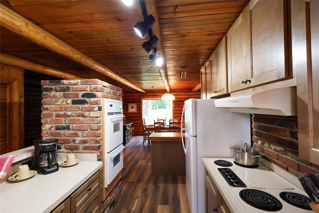 601 Log Yard Road Condon, MT 59826 - Photo 20 of 50 Gallery Image 20