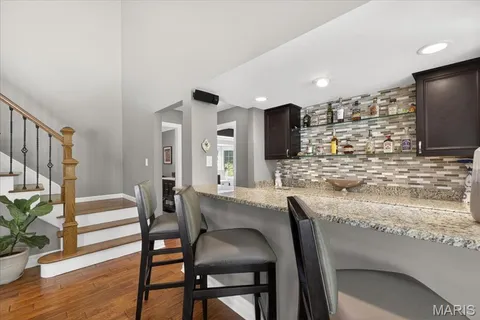 $1,300,000 | 1040 Wellington Terrace, Town and Country, MO 63017