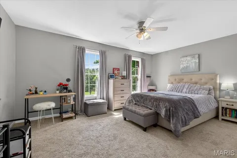 $1,300,000 | 1040 Wellington Terrace, Town and Country, MO 63017