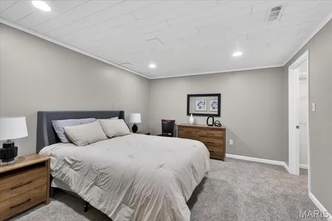 $1,300,000 | 1040 Wellington Terrace, Town and Country, MO 63017