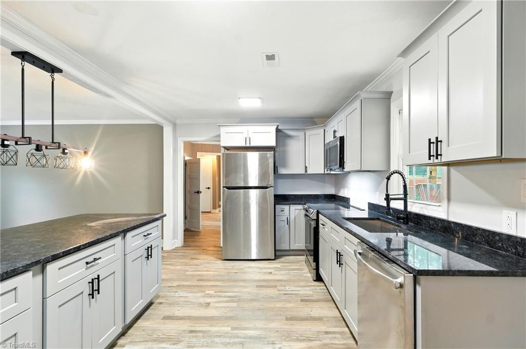 505 Forrest Street High Point, NC 27262 - Photo 12 of 35 Gallery Image 12