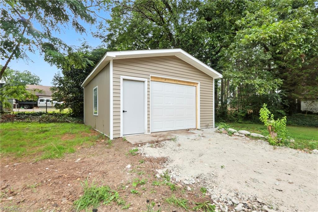 505 Forrest Street High Point, NC 27262 - Photo 27 of 35 Gallery Image 27
