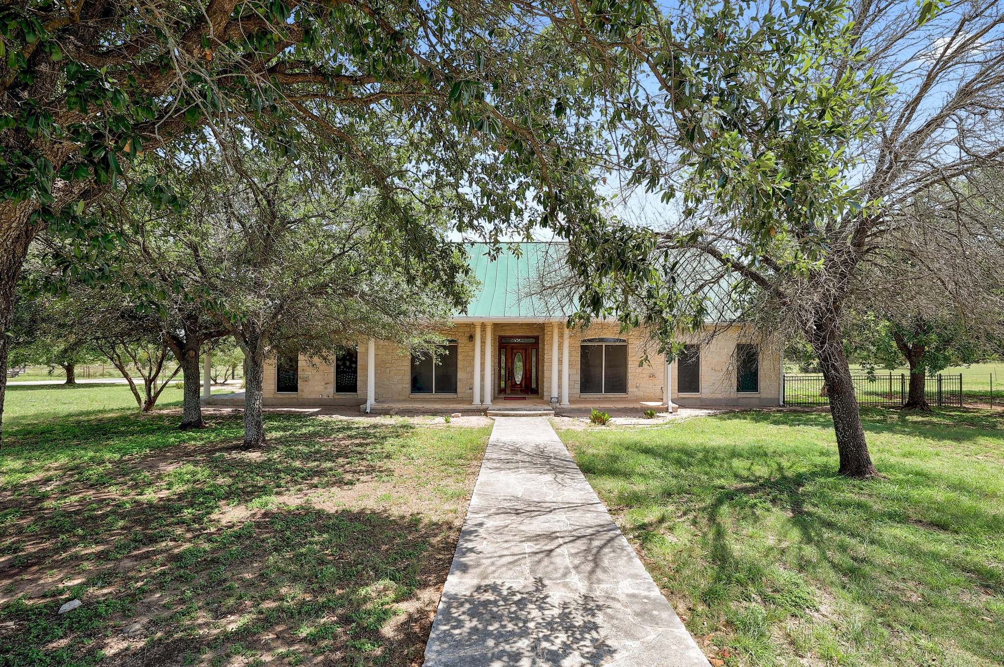 3900 Shell Road Georgetown, TX 78628 - Photo 4 of 40 View of front of home with brick siding and a porch