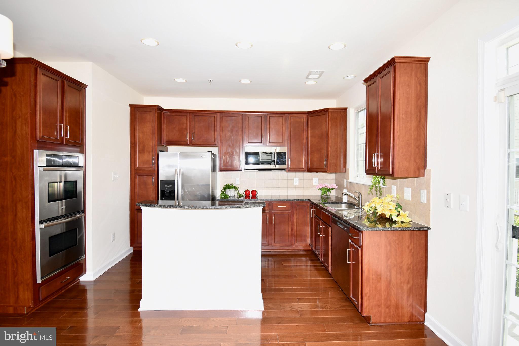 11665 Leesborough Circle Silver Spring, MD 20902 - Photo 15 of 82