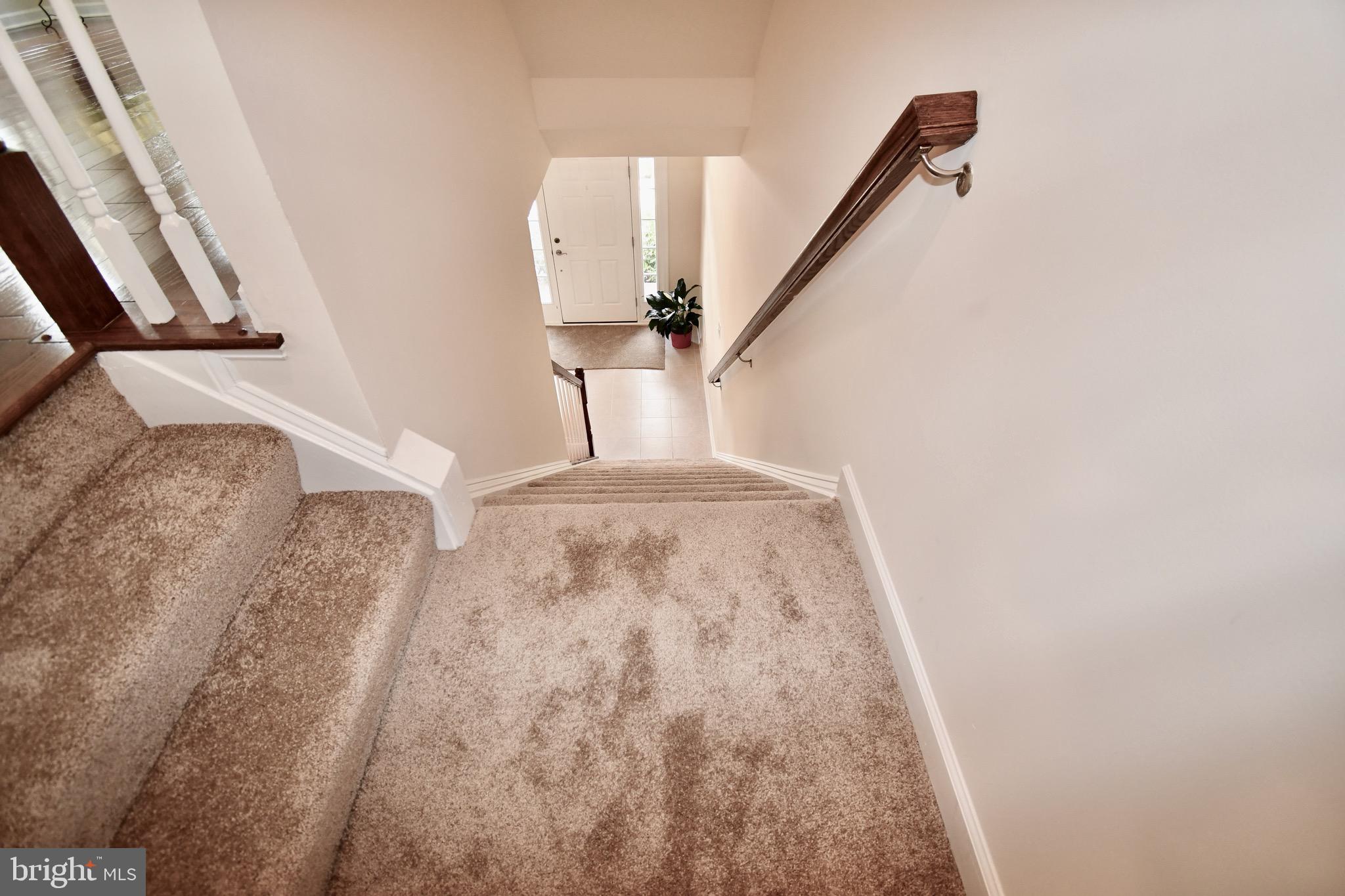 11665 Leesborough Circle Silver Spring, MD 20902 - Photo 74 of 82 a view of entryway
