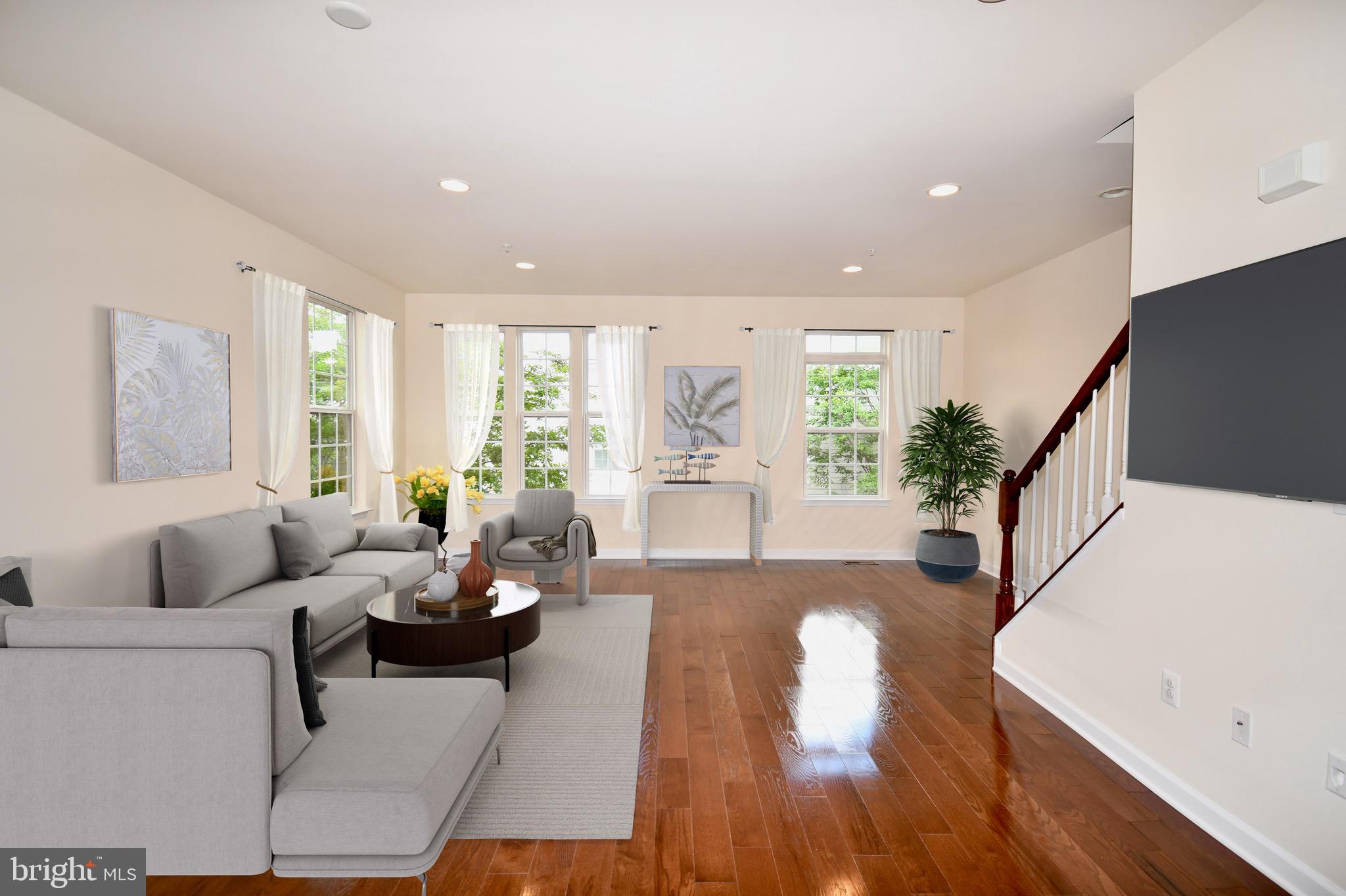 11665 Leesborough Circle Silver Spring, MD 20902 - Photo 9 of 82 LV Virtual Stage