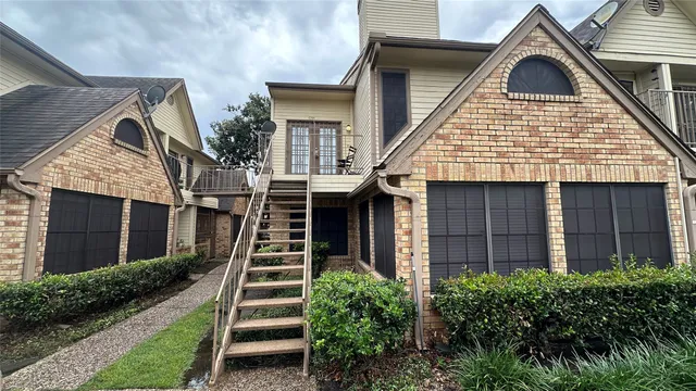 $430,000 | 2120 El Paseo Street, Unit 2603, Houston, TX 77054