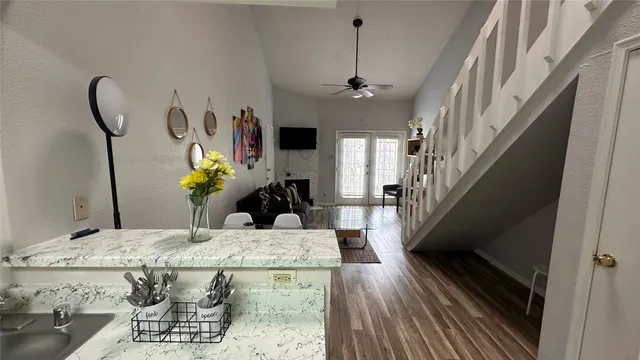 $430,000 | 2120 El Paseo Street, Unit 2603, Houston, TX 77054