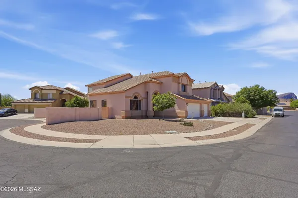 $505,000 | 7141 West Deserama Drive, Tucson, AZ 85743
