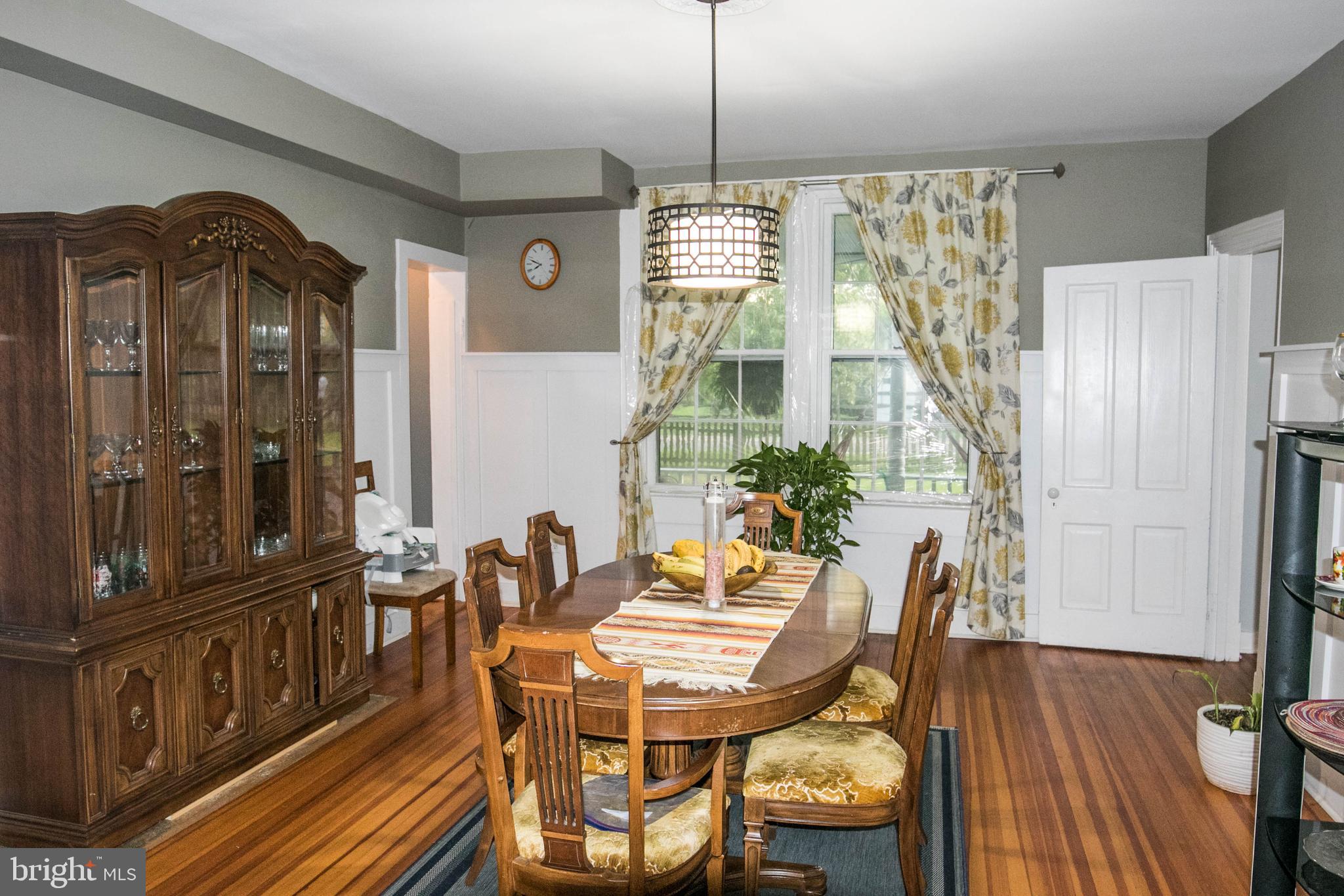 4133 Winchester Road Marshall, VA 20115 - Photo 7 of 31 The dining room will accommodate a 12 top table.