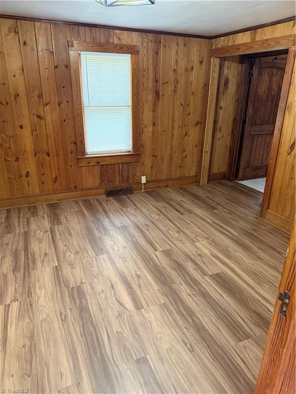 5121 Center Road Jonesville, NC 28642 - Photo 14 of 16