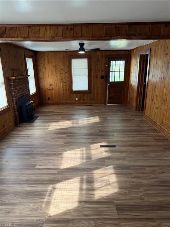 5121 Center Road Jonesville, NC 28642 - Photo 4 of 16