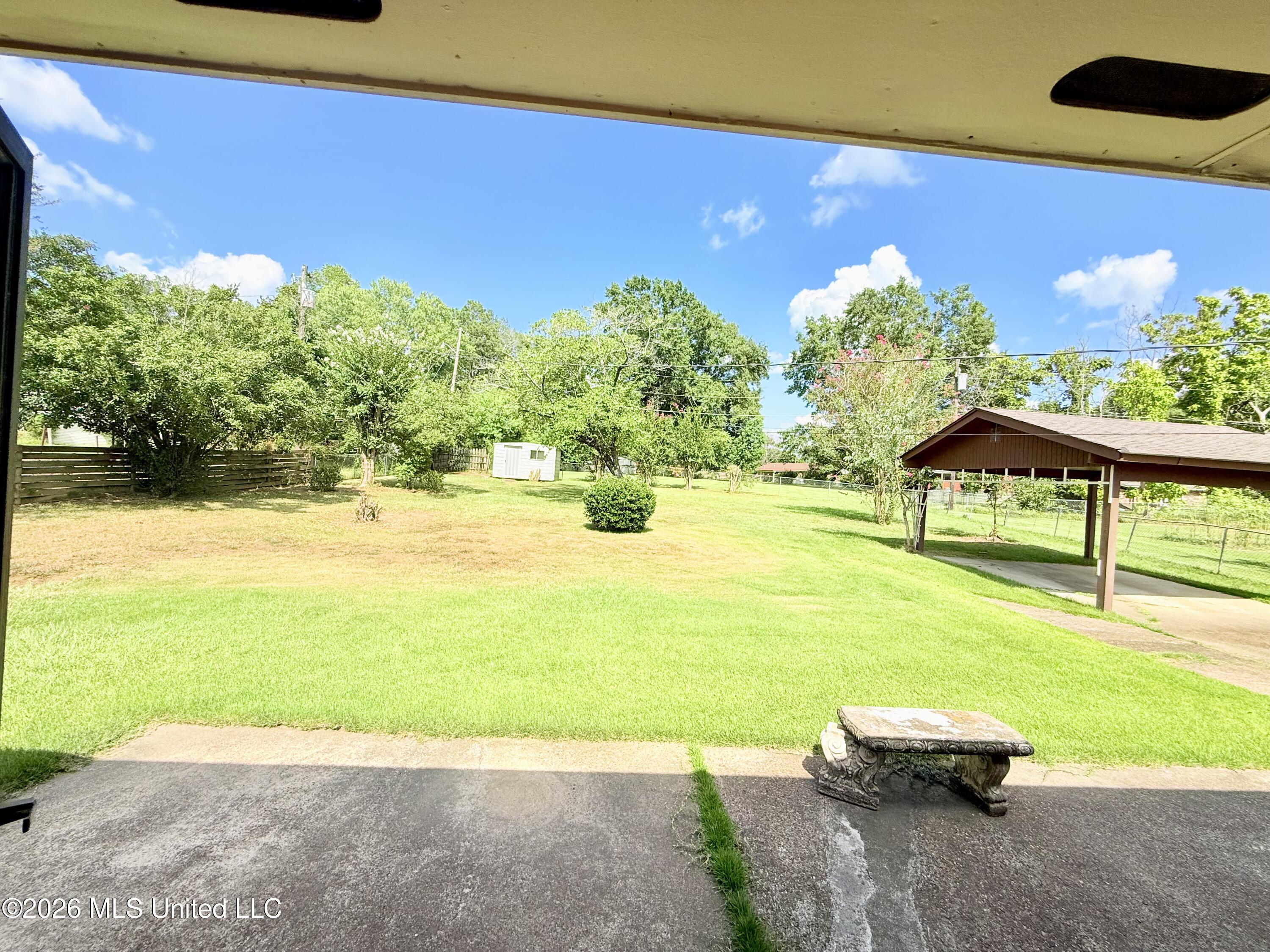 1584 Vance Road Grenada, MS 38901 - Photo 17 of 23 IMG_0691