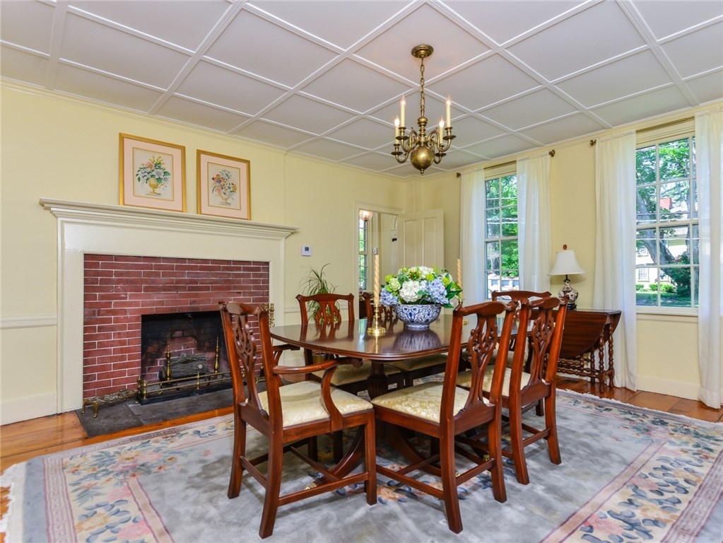 137 Great Road North Smithfield, RI 02896 - Photo 11 of 39