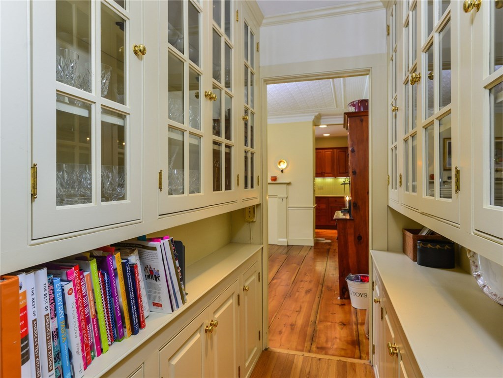 137 Great Road North Smithfield, RI 02896 - Photo 16 of 39