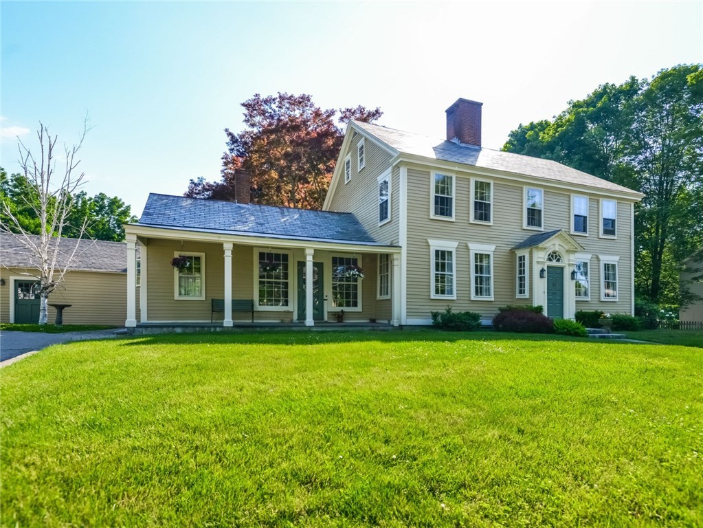 137 Great Road North Smithfield, RI 02896 - Photo 3 of 39